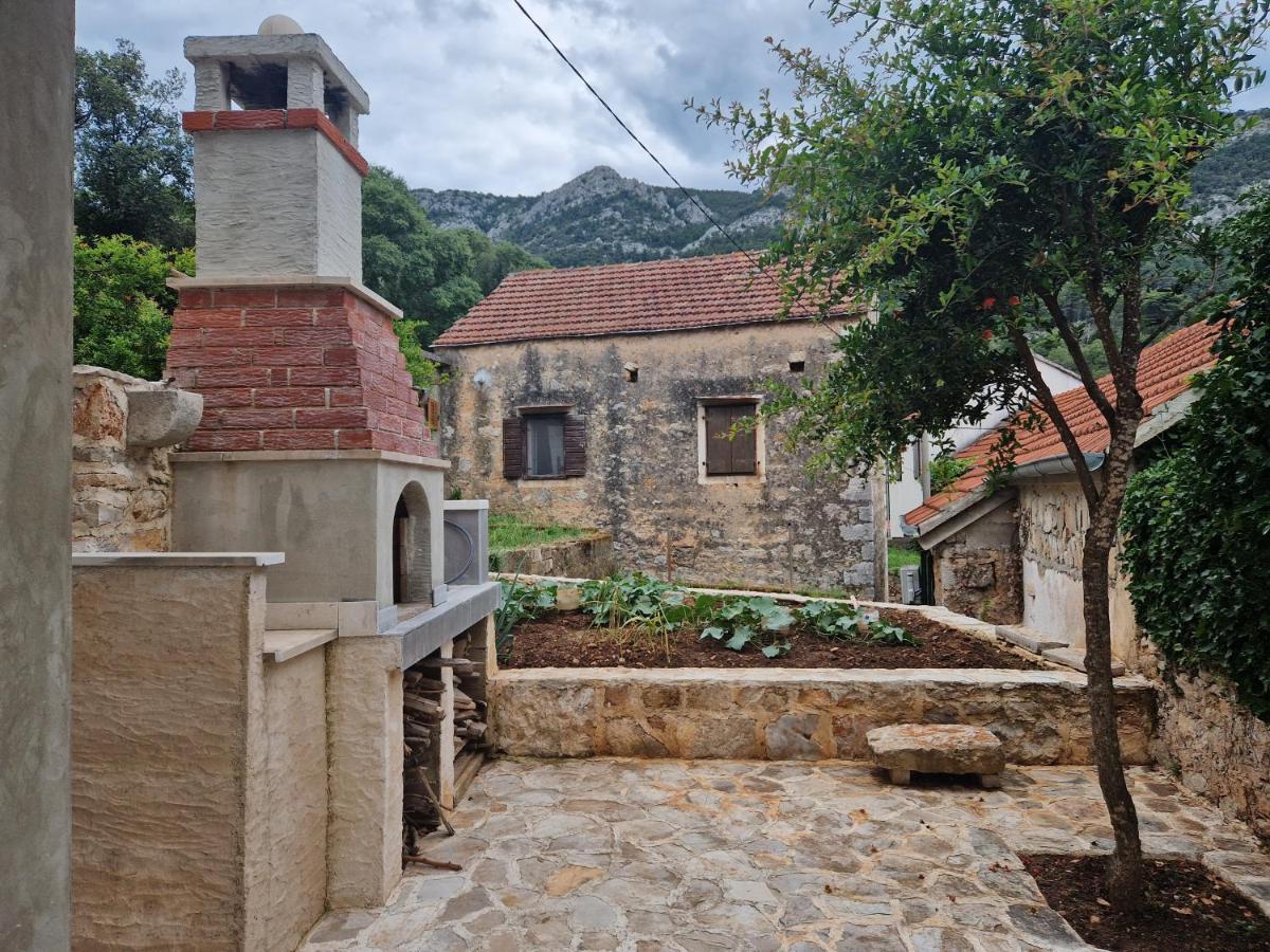 Hotel Kuca Za Odmor Dobrila Jelsa  Esterno foto