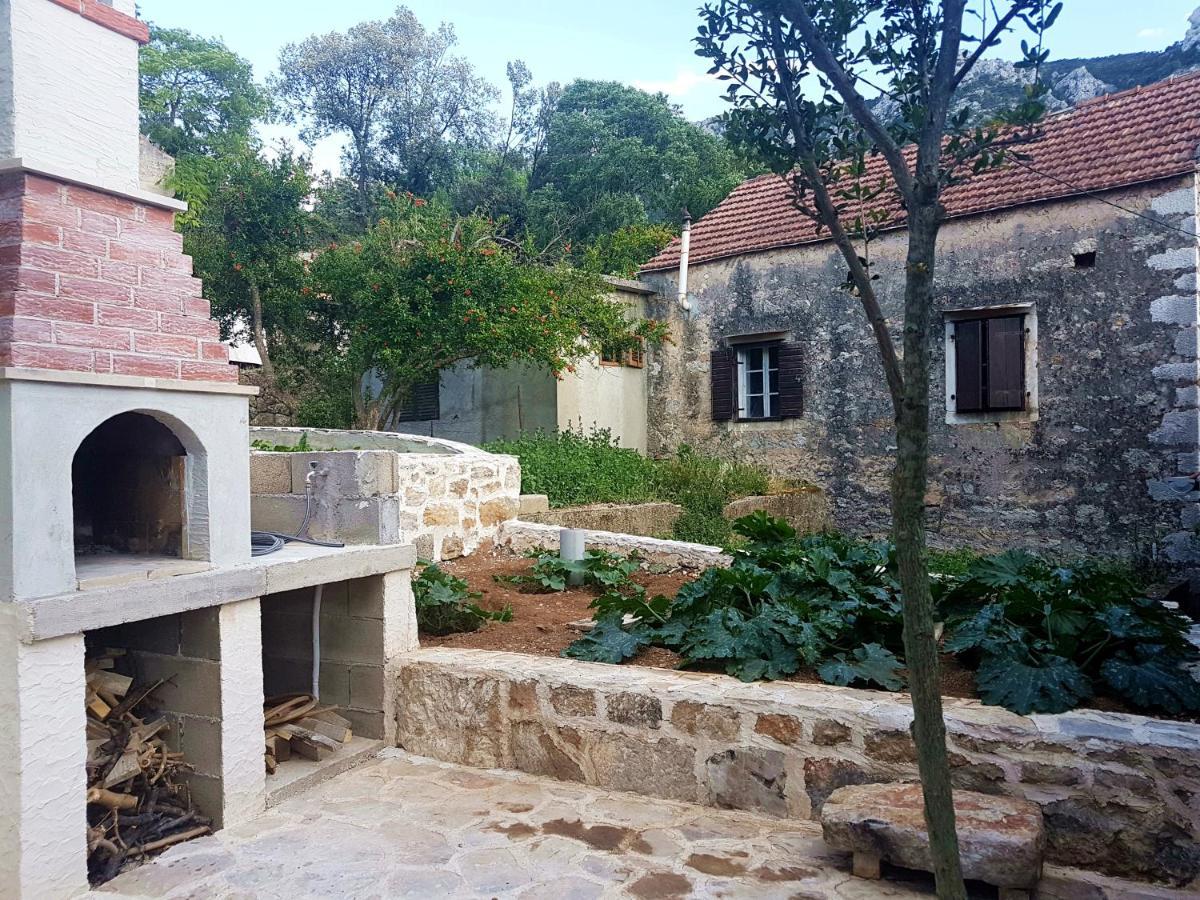 Hotel Kuca Za Odmor Dobrila Jelsa  Esterno foto